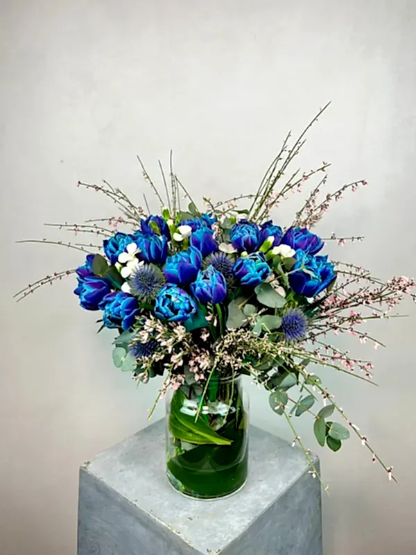 Cam Vazoda Kozmik Laleler